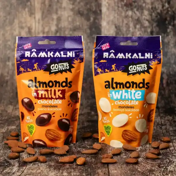 Almonds in white chocolate